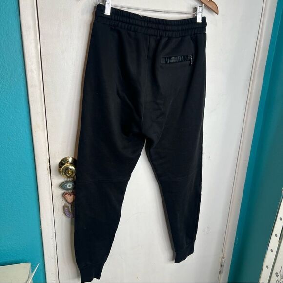 Venum sweatpants practice UFC black on black spell out - Picture 4 of 5